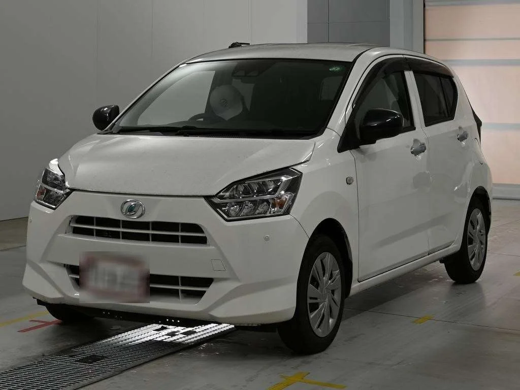 Daihatsu Mira e:S LA350S 2021